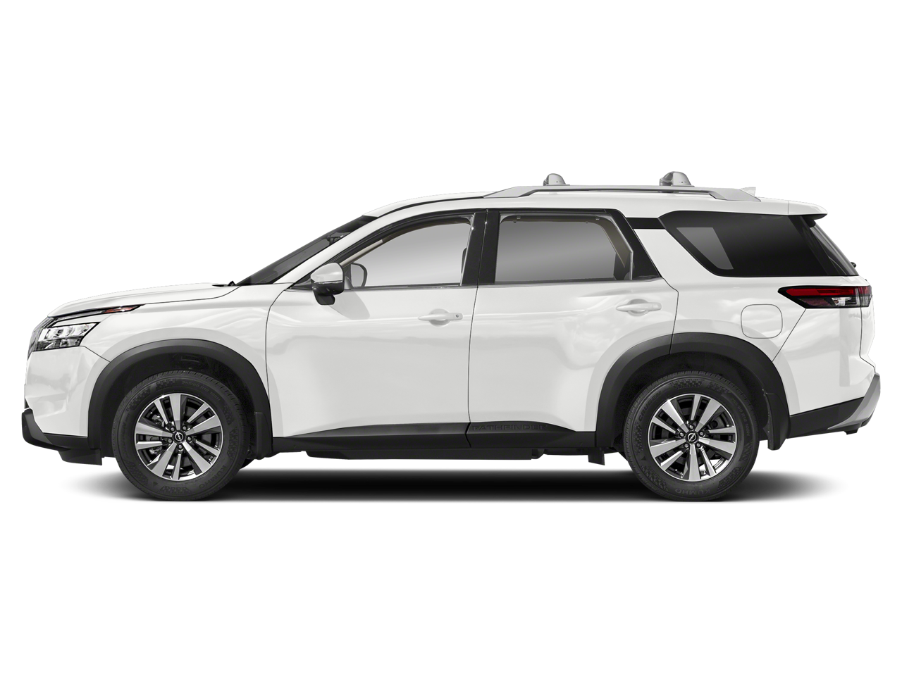 2022 Nissan Pathfinder — rear three-quarter view