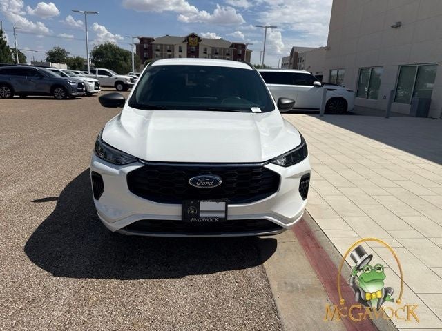2023 Ford Escape — side profile view