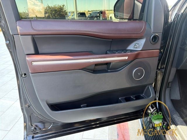 2022 Ford Expedition — detail view
