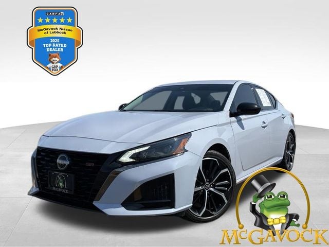 2024 Nissan Altima 2.5 SR in Gray Sky Pearl — front three-quarter view