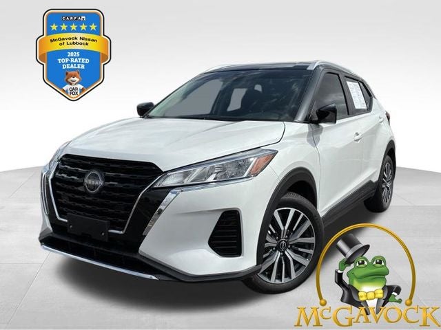 2023 Nissan Kicks SV in Aspen White/Super Black — front three-quarter view