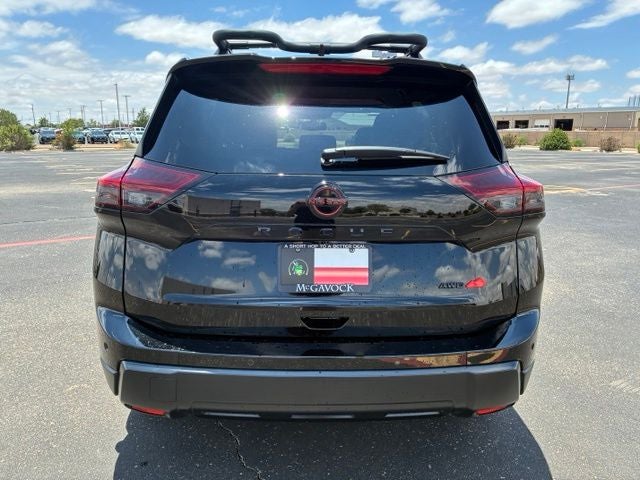 2025 Nissan Rogue — detail view