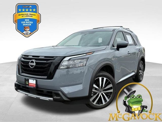 2025 Nissan Pathfinder Platinum in Boulder Gray Pearl — front three-quarter view