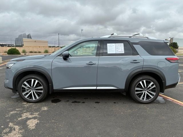 2025 Nissan Pathfinder — rear three-quarter view