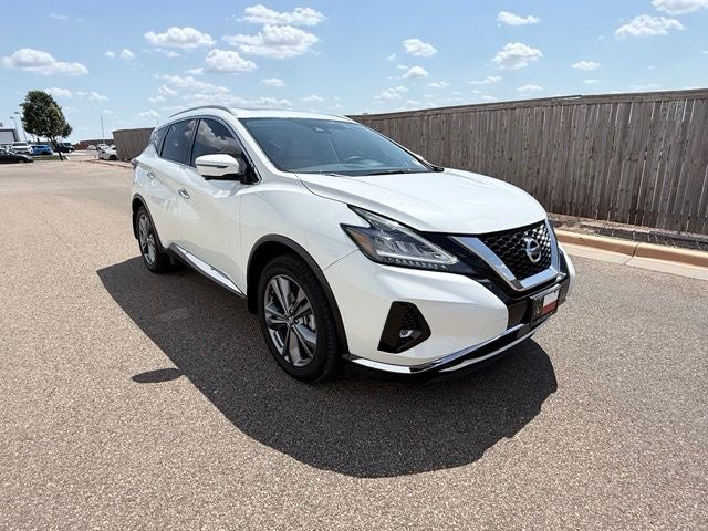 2019 Nissan Murano — interior view